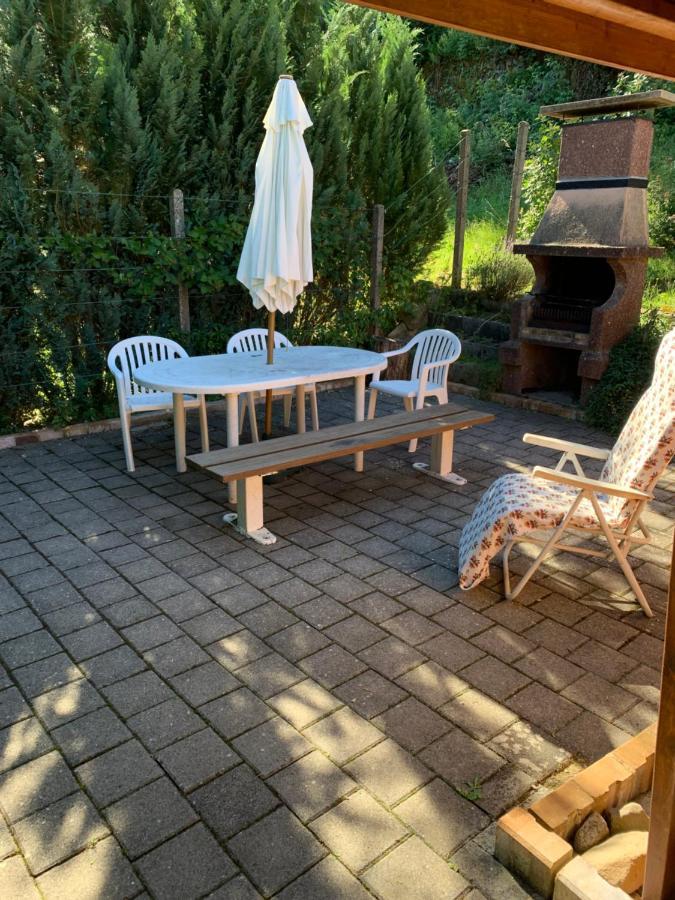 Chalet rustique, 3pièces, jusqu'à 6 personnes Urbès Exterior foto